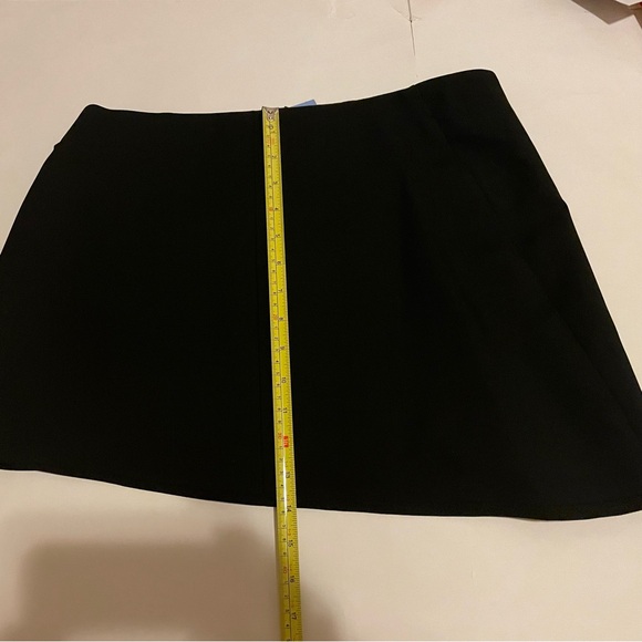 LAST CHANCE NWT Mugler x H&M Wool Mini Skirt Size 10 - Picture 7 of 7